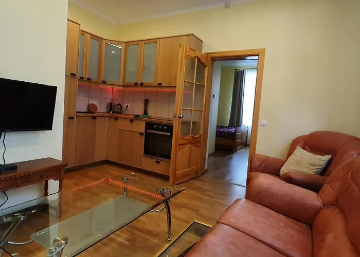 Apartamento Hot Ernestines 7-2 Enjoy The Feel Of And History! *